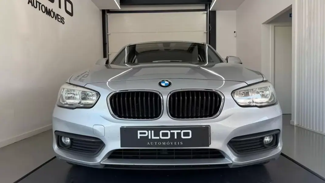 BMW 116 2017 - 12990 EUR, 176327 km - AUTO.MOTO.pt - 176327km - foto 3 de 25