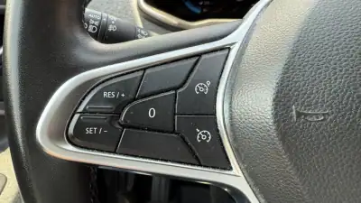 Renault Zoe 2020 - 12900 EUR, 139000 km - AUTO.MOTO.pt - 139000km - foto 8 de 21