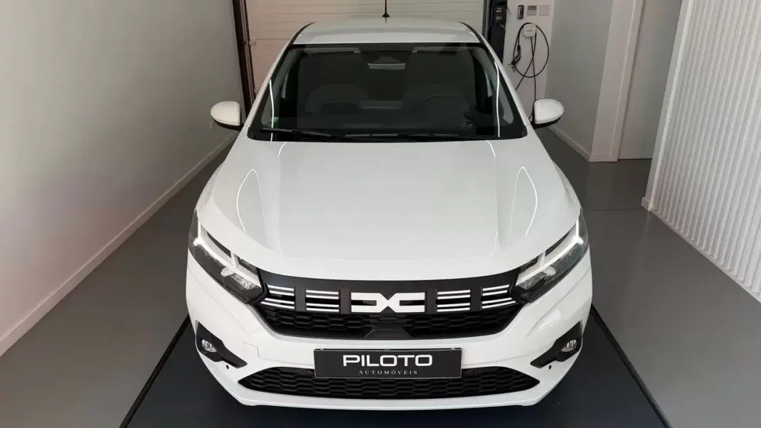 Dacia Sandero 2025 - 14990 EUR, 20225 km - AUTO.MOTO.pt - 20225km - foto 4 de 29