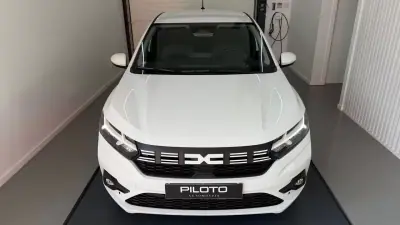 Dacia Sandero 2025 - 14990 EUR, 20225 km - AUTO.MOTO.pt - 20225km - foto 4 de 29