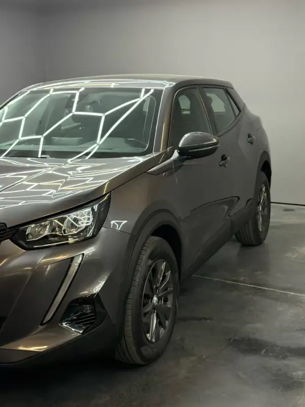 Peugeot 2008 2021 - 15250 EUR, 70161 km - AUTO.MOTO.pt - 70161km - foto 5 de 36