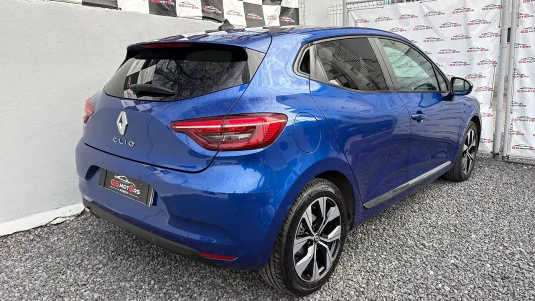 Renault Clio 2023 - 14400 EUR, 81441 km - AUTO.MOTO.pt - 81441km - foto 6 de 12