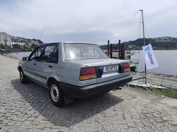 Toyota Corolla 1986 - 2700 EUR, 149000 km - 149000km - foto 10 de 14