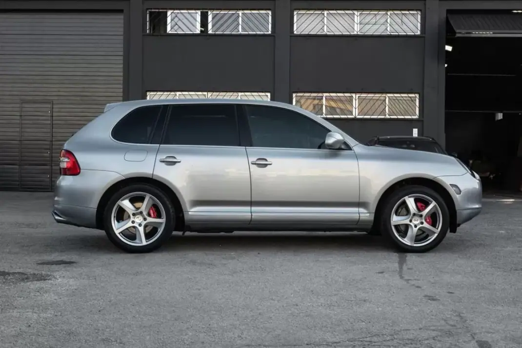 Porsche Cayenne 2004 - 21999 EUR, 227600 km - 227600km - foto 2 de 24