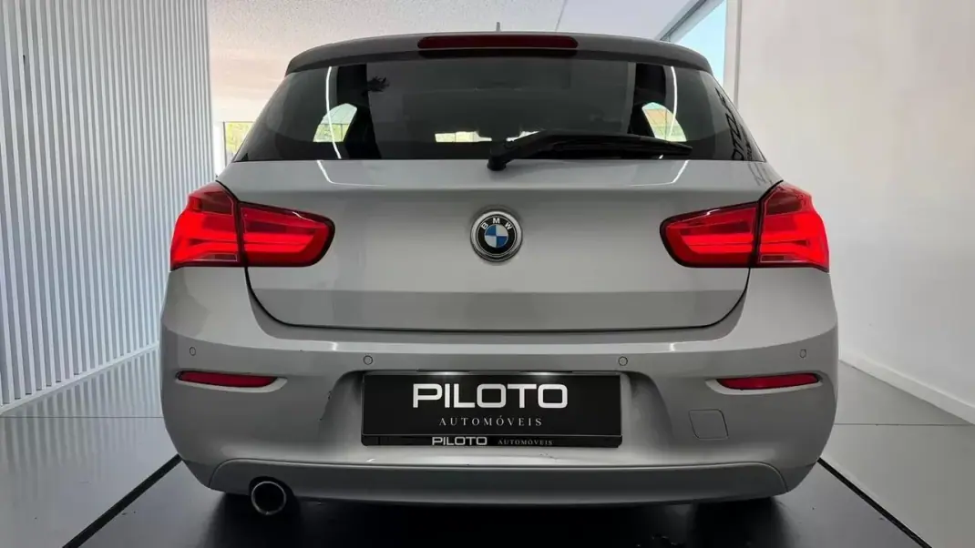 BMW 116 2017 - 12990 EUR, 176327 km - AUTO.MOTO.pt - 176327km - foto 7 de 25