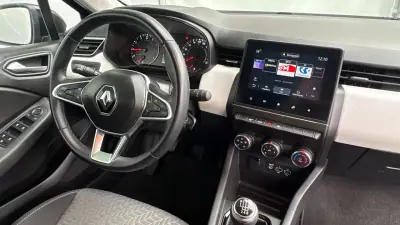 Renault Clio 2023 - 13400 EUR, 79000 km - AUTO.MOTO.pt - 79000km - foto 12 de 12