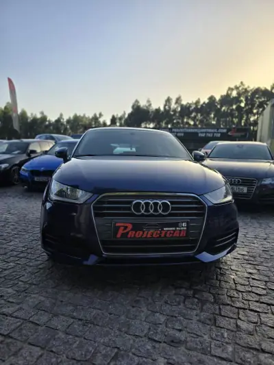 Audi A1 Sportback 2016 - 14900 EUR, 170000 km - 170000km - foto 4 de 8