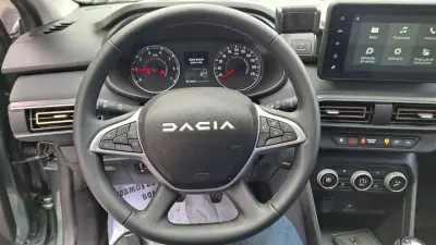 Dacia Jogger 2024 - 20890 EUR, 6203 km - AUTO.MOTO.pt - 6203km - foto 32 de 50