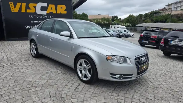 Audi A4 2007 - 5590 EUR, 300000 km - AUTO.MOTO.pt - 300000km - foto 6 de 19