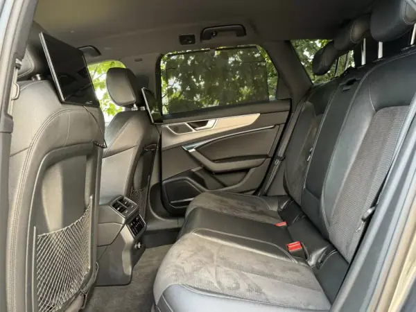 Audi A6 Avant 2021 - 62500 EUR, 55000 km - AUTO.MOTO.pt - 55000km - foto 34 de 36