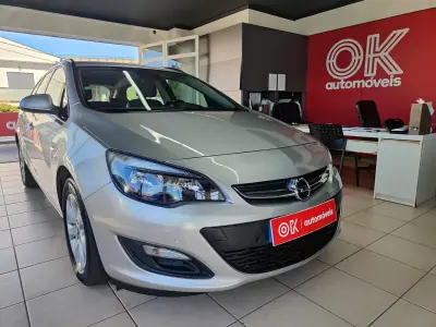 Opel Astra Sports Tourer 2015 - 8350 EUR, 208000 km - AUTO.MOTO.pt - 208000km - foto 1 de 33