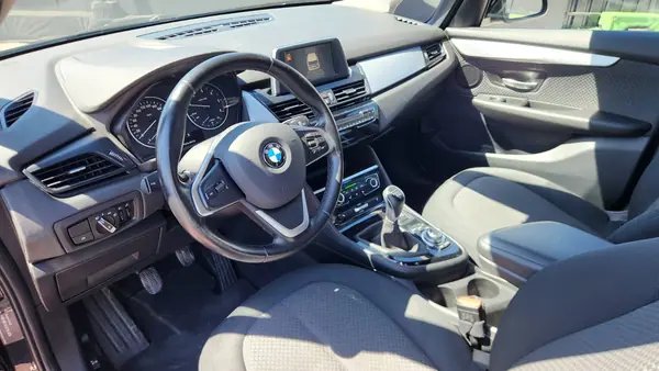 BMW 218 Gran Tourer 2016 - 13990 EUR, 216000 km - 216000km - foto 8 de 15