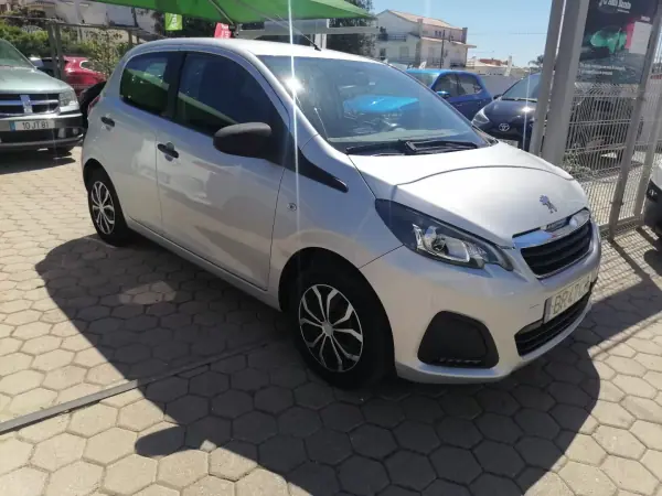 Peugeot 108 2020 - 9800 EUR, 74200 km - AUTO.MOTO.pt - 74200km - foto 2 de 10
