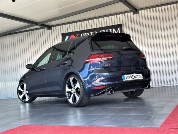 Volkswagen Golf 2015 - 24990 EUR, 162000 km - AUTO.MOTO.pt - 162000km - foto 11 de 58