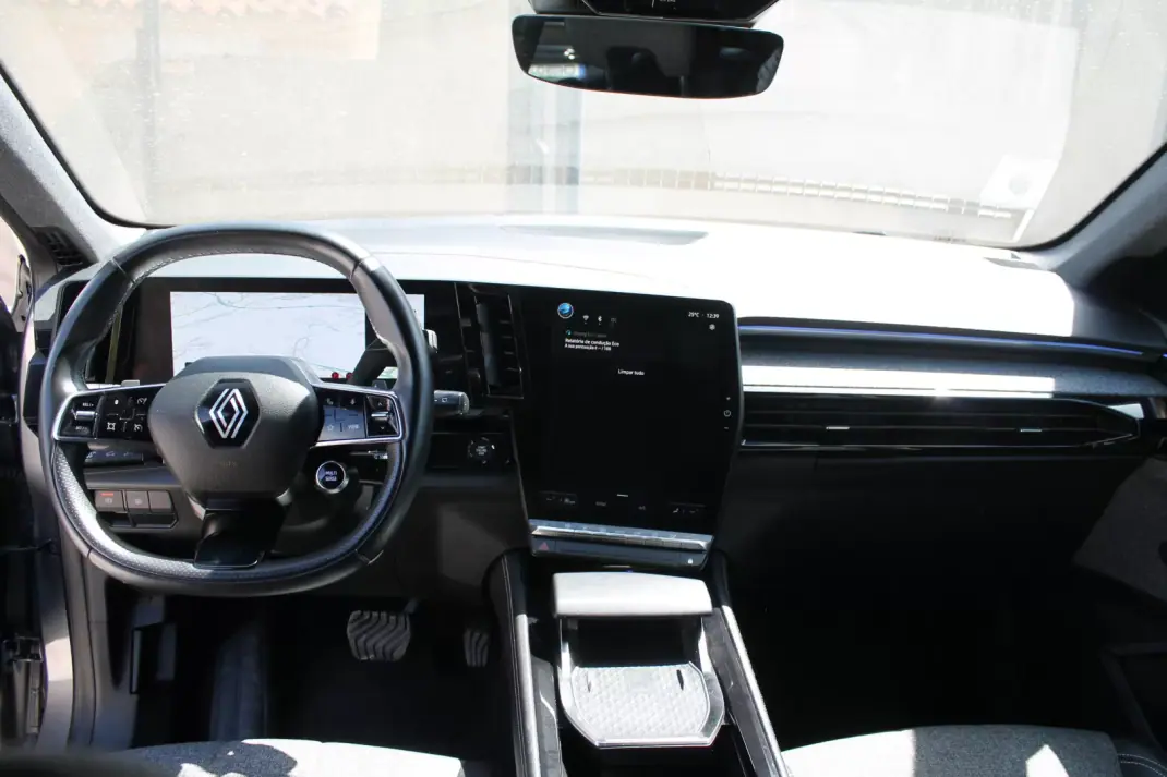 Renault Espace 2024 - 32980 EUR, 56000 km - 56000km - foto 12 de 22