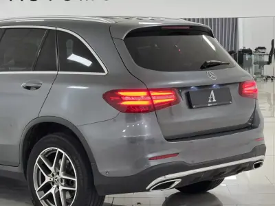 Mercedes-Benz GLC 250 2018 - 22890 EUR, 313000 km - AUTO.MOTO.pt - 313000km - foto 7 de 26
