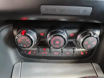 Audi TT Coupé 2009 - 21150 EUR, 115300 km - AUTO.MOTO.pt - 115300km - foto 33 de 35