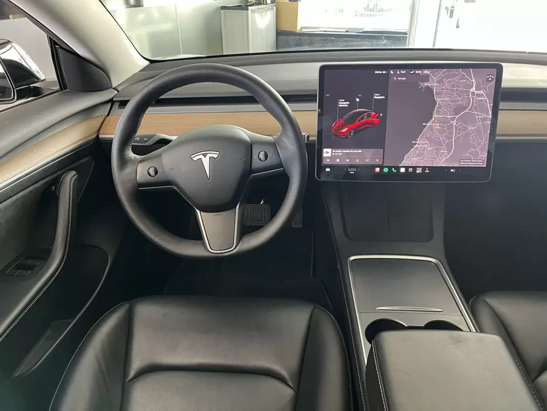 Tesla Model 3 2021 - 29900 EUR, 86555 km - 86555km - foto 9 de 17