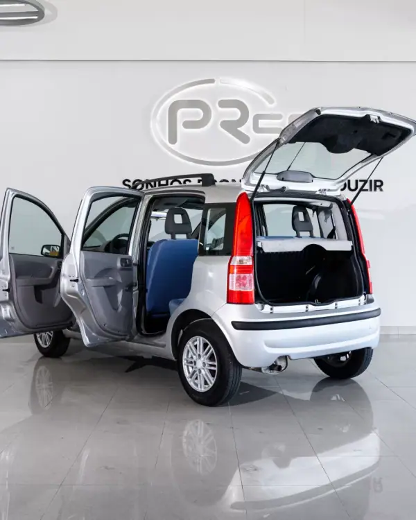 Fiat Panda 2006 - 3900 EUR, 75461 km - AUTO.MOTO.pt - 75461km - foto 9 de 22