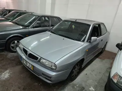 Lancia Delta 1998 - 5000 EUR, 145000 km - AUTO.MOTO.pt - 145000km - foto 3 de 8