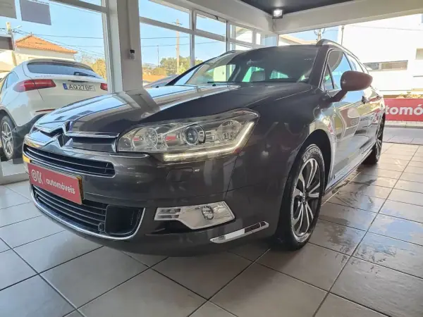 Citroën C5 Tourer 2017 - 9500 EUR, 248400 km - AUTO.MOTO.pt - 248400km - foto 5 de 38
