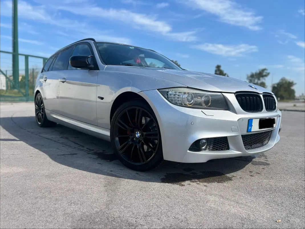 BMW 320 2011 - 7750 EUR, 263000 km - AUTO.MOTO.pt - 263000km - foto 1 de 15