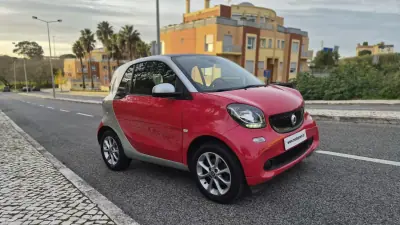 Smart Fortwo Cabrio 2016 - 11480 EUR, 68000 km - AUTO.MOTO.pt - 68000km - foto 4 de 13