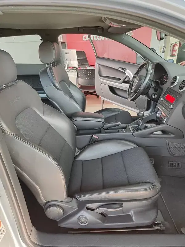 Audi A3 2010 - 10350 EUR, 259000 km - AUTO.MOTO.pt - 259000km - foto 18 de 31
