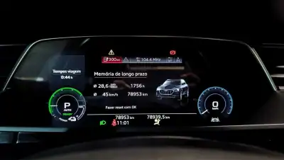 Audi e-tron 2019 - 42900 EUR, 78950 km - AUTO.MOTO.pt - 78950km - foto 30 de 58
