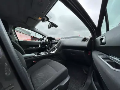 Peugeot 3008 2012 - 7500 EUR, 276404 km - 276404km - foto 19 de 19