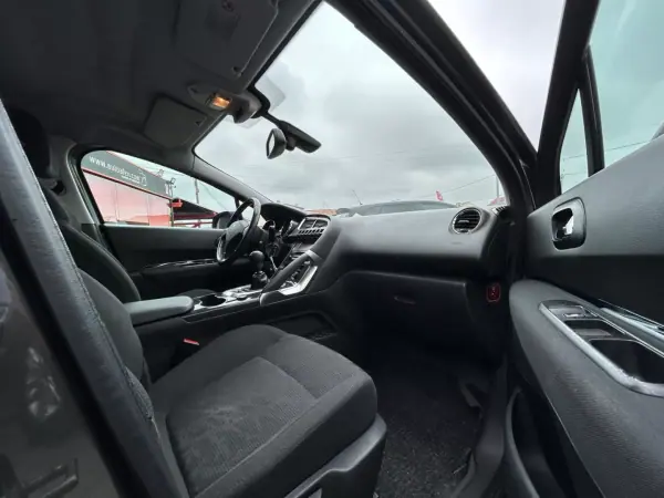 Peugeot 3008 2012 - 7500 EUR, 276404 km - 276404km - foto 19 de 19