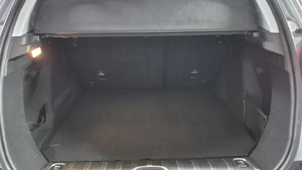 Peugeot 2008 2018 - 12990 EUR, 144000 km - AUTO.MOTO.pt - 144000km - foto 24 de 35