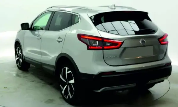 Nissan Qashqai 2018 - 20590 EUR, 90000 km - AUTO.MOTO.pt - 90000km - foto 3 de 10