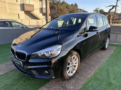 BMW 216 Gran Tourer 2015 - 13900 EUR, 145000 km - AUTO.MOTO.pt - 145000km - foto 3 de 53
