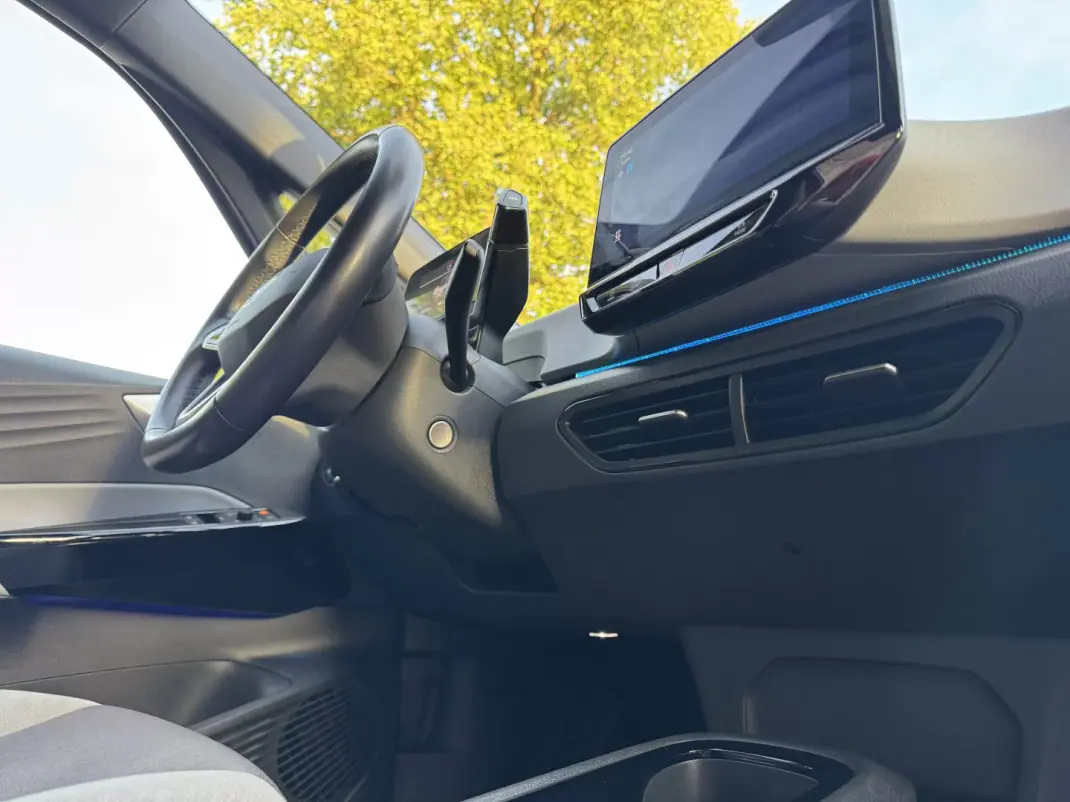 Volkswagen ID.3 2020 - 19900 EUR, 93000 km - AUTO.MOTO.pt - 93000km - foto 37 de 44