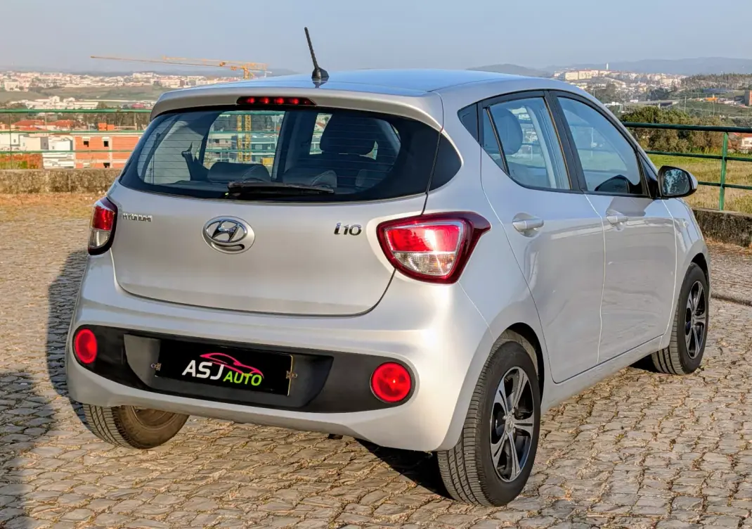 Hyundai i10 2017 - 8750 EUR, 101036 km - AUTO.MOTO.pt - 101036km - foto 9 de 21