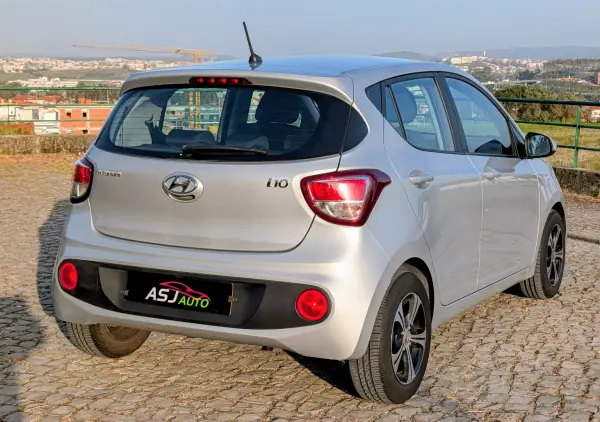 Hyundai i10 2017 - 8750 EUR, 101036 km - AUTO.MOTO.pt - 101036km - foto 9 de 21