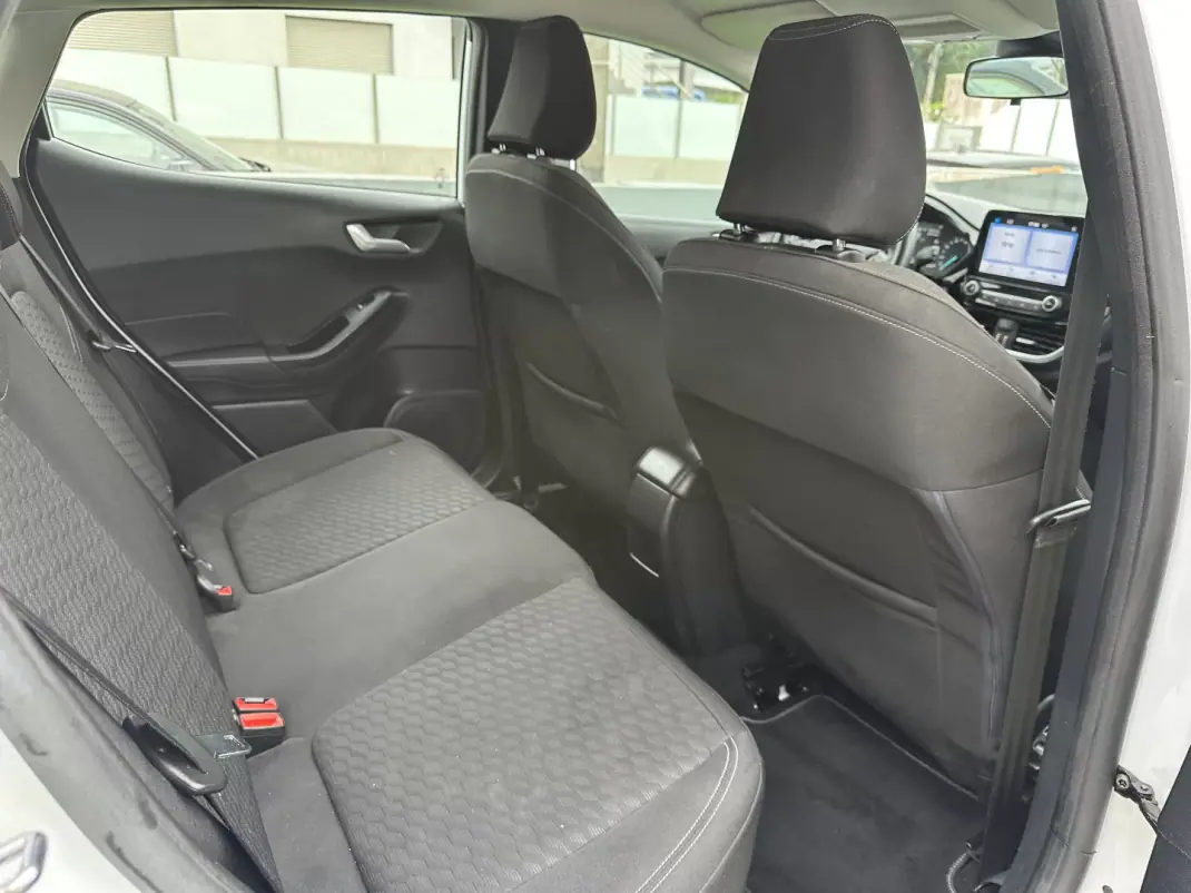 Ford Fiesta 2022 - 15200 EUR, 120000 km - 120000km - foto 50 de 57