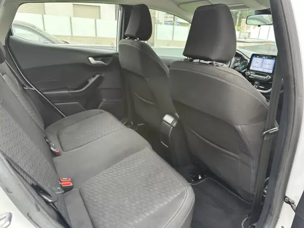 Ford Fiesta 2022 - 12900 EUR, 120000 km - AUTO.MOTO.pt - 120000km - foto 50 de 57