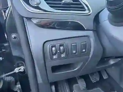 Renault Grand Scénic 2016 - 8150 EUR, 256000 km - AUTO.MOTO.pt - 256000km - foto 18 de 29
