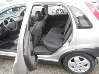 Opel Corsa 2002 - 3500 EUR, 0 km - AUTO.MOTO.pt - foto 11 de 12