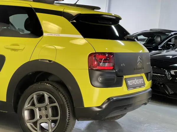 Citroën C4 Cactus 2015 - 8990 EUR, 175000 km - AUTO.MOTO.pt - 175000km - foto 30 de 35
