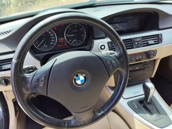 BMW 320 2006 - 8500 EUR, 361924 km - AUTO.MOTO.pt - 361924km - foto 8 de 9