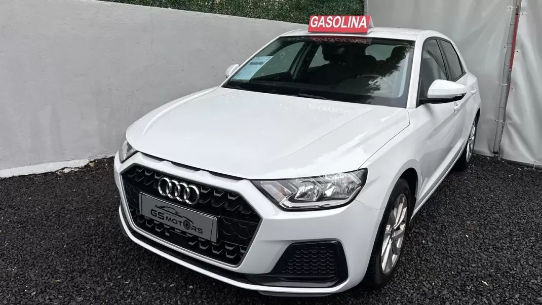 Audi A1 Sportback 2022 - 16400 EUR, 89000 km - AUTO.MOTO.pt - 89000km - foto 1 de 12