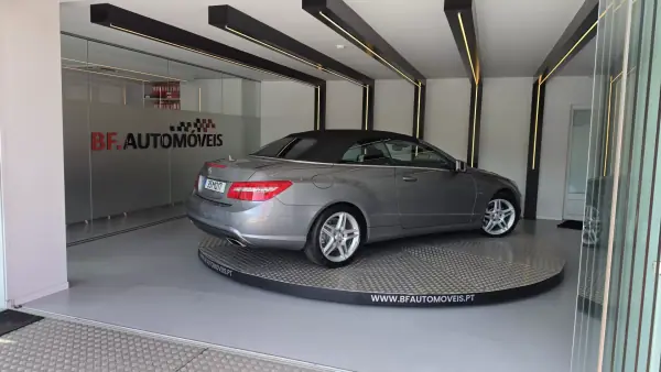 Mercedes-Benz E 250 2012 - 18900 EUR, 138289 km - 138289km - foto 7 de 61