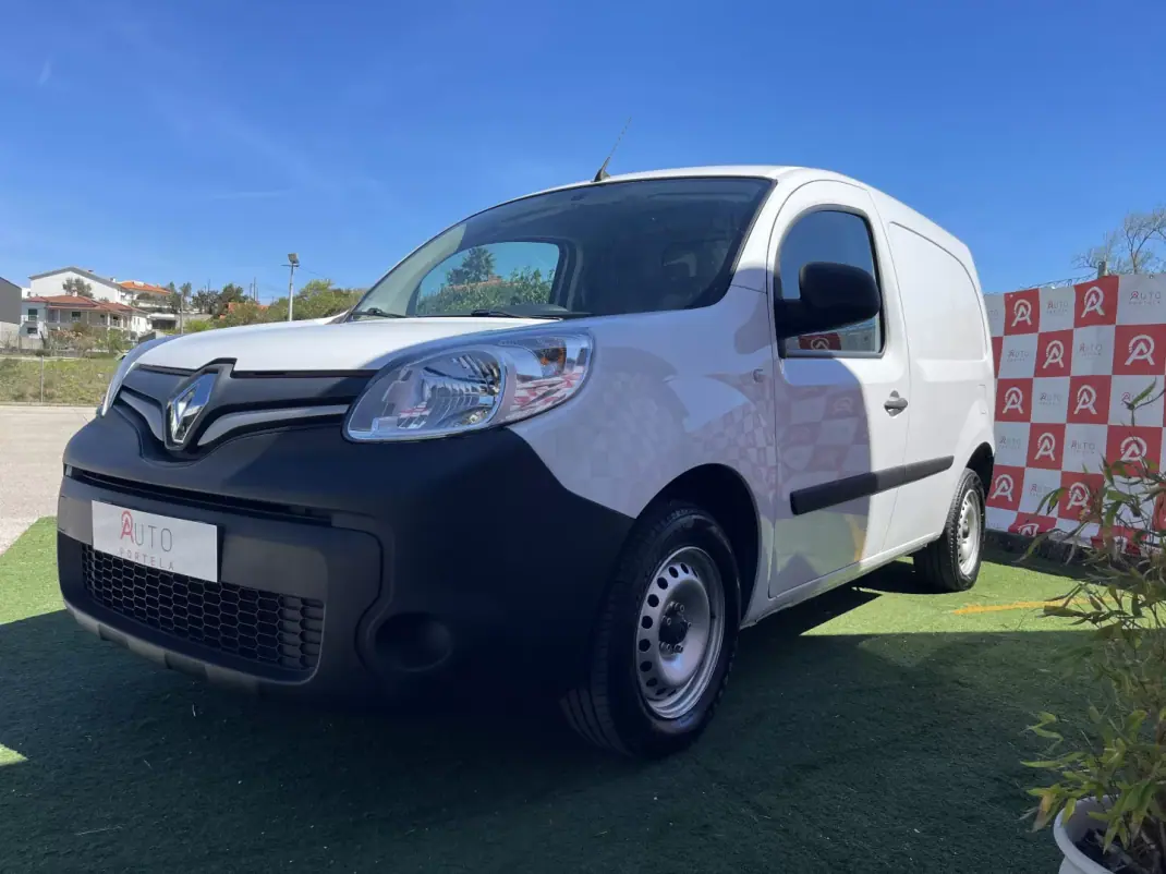 Renault Kangoo 1.5 DCi Business 2020 - 13490 EUR, 142280 km - AUTO.MOTO.pt - 142280km - foto 5 de 17