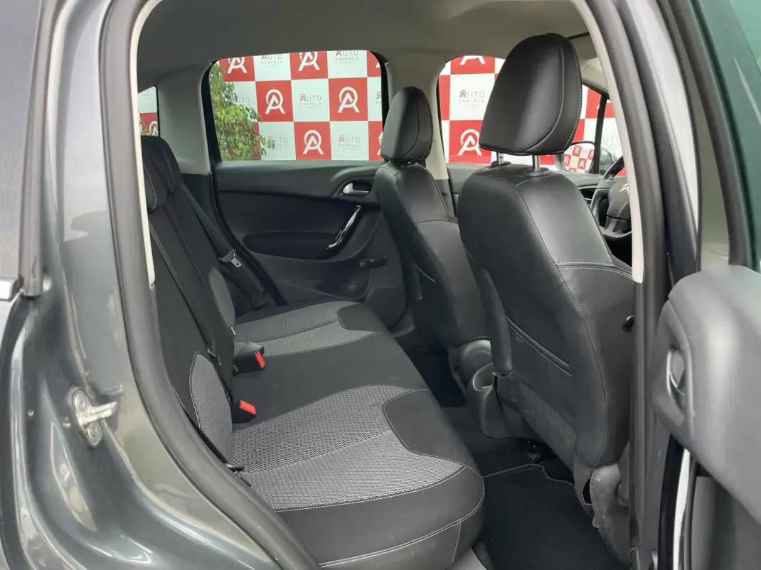 Citroën C3 2014 - 7490 EUR, 121390 km - 121390km - foto 18 de 19
