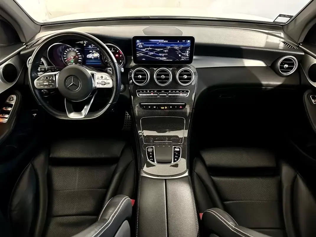 Mercedes-Benz GLC 220 2019 - 34950 EUR, 179000 km - AUTO.MOTO.pt - 179000km - foto 4 de 36