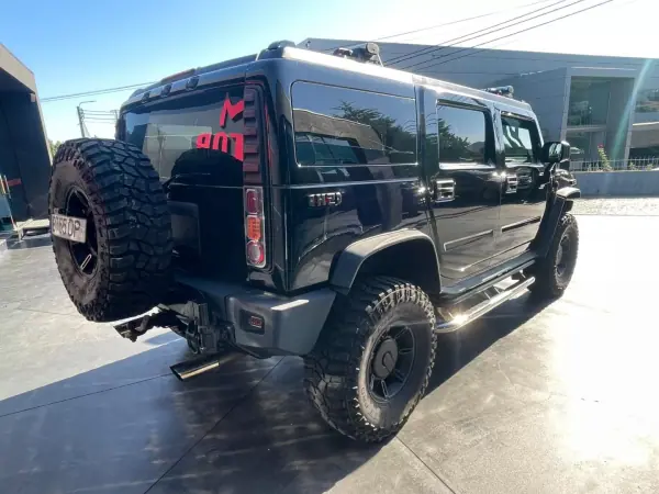 Hummer H2 2010 - 60000 EUR, 143000 km - AUTO.MOTO.pt - 143000km - foto 6 de 17