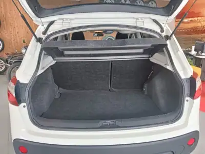 Nissan Qashqai 2012 - 11900 EUR, 226000 km - AUTO.MOTO.pt - 226000km - foto 6 de 16